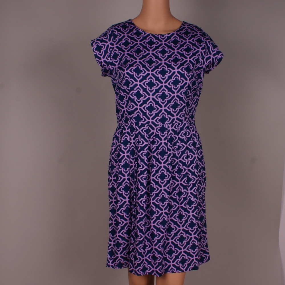 Escapada sheath Dress Keyhole back dress small